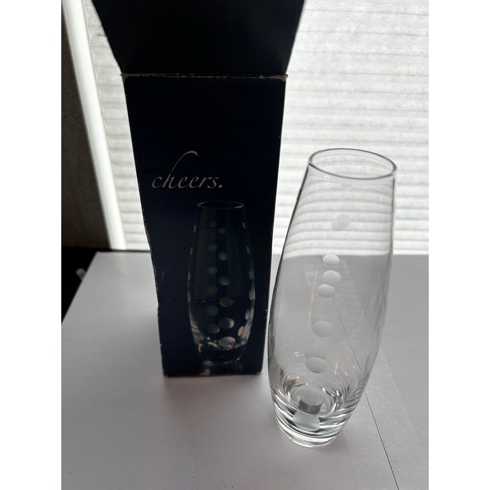 Mikasa Cheers blown clear glass bud vase